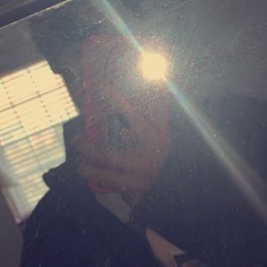 Meet your Posher, Abid